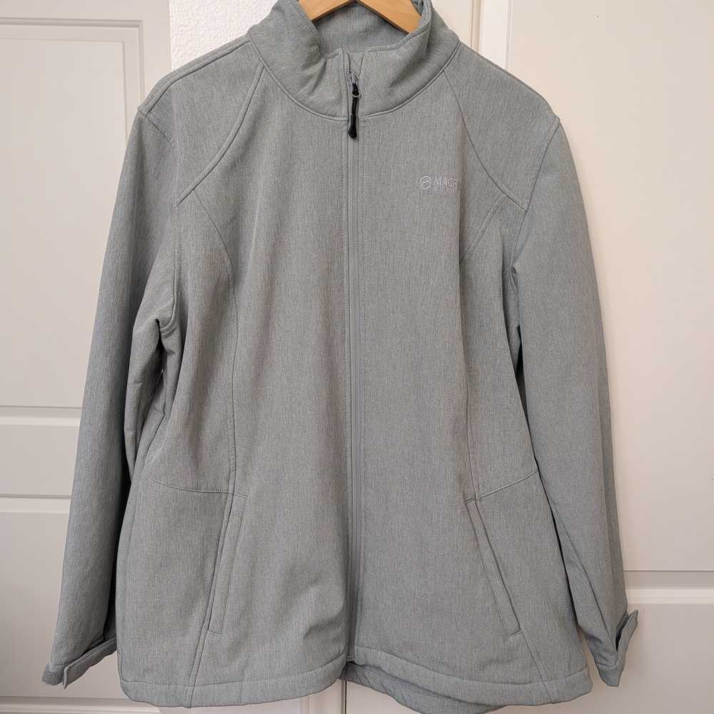 Magellan Outdoors Light Gray Women's Jacket
